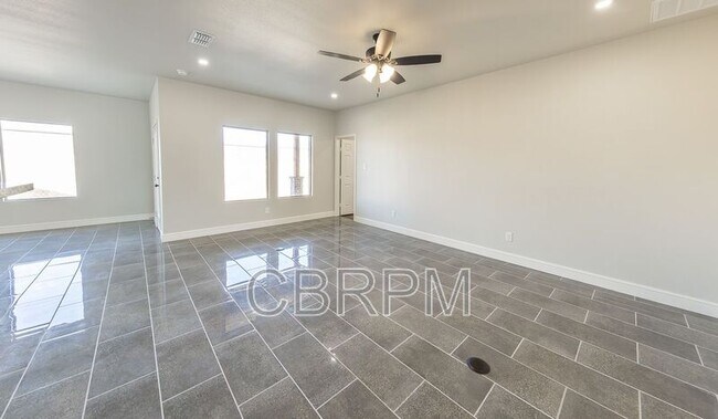 Foto del edificio - 1808 Ross Ave