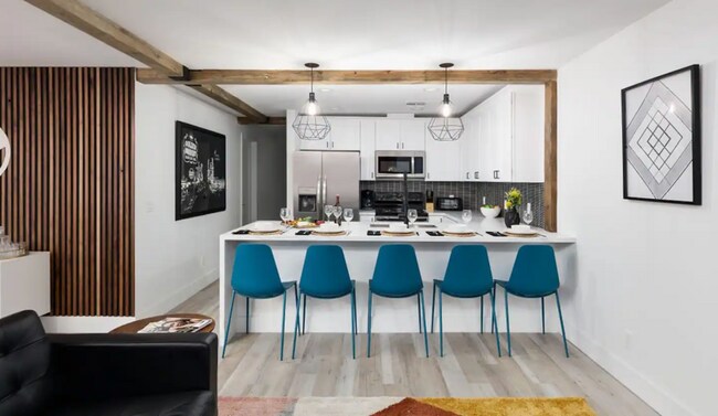 Foto del edificio - 7834 E Glenrosa Ave