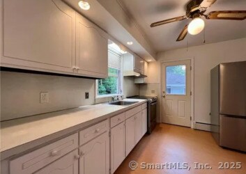 Foto del edificio - 958 Dunbar Hill Rd