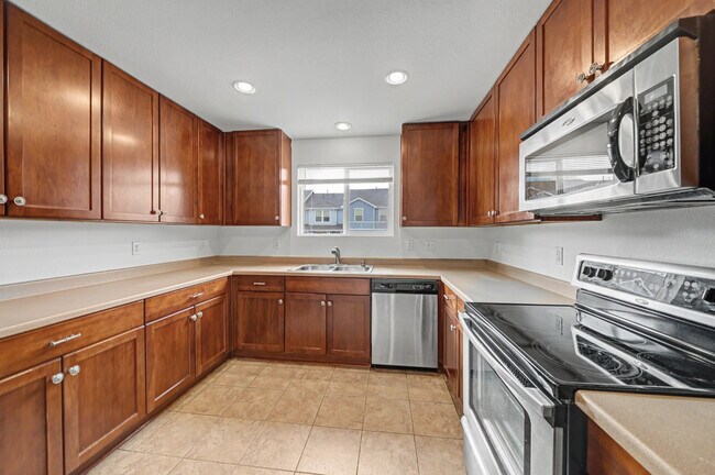 Foto del edificio - 5772 Ceylon St