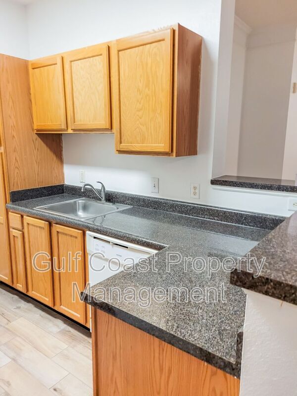 Foto del edificio - 4802 51st St W