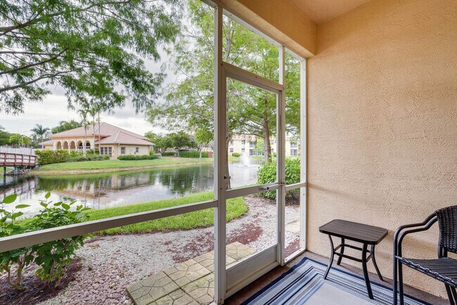 Foto del edificio - 15430 Bellamar Cir