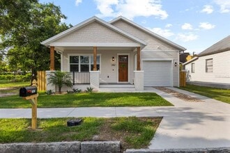 Building Photo - 2407 Harper St