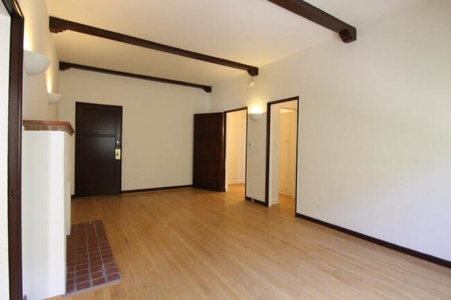 Building Photo - 0 bedroom in Los Angeles CA 90024