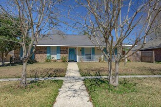 Building Photo - 14823 Stoneberg Ave