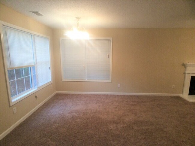Foto del edificio - 3840 Cypress Pointe Dr