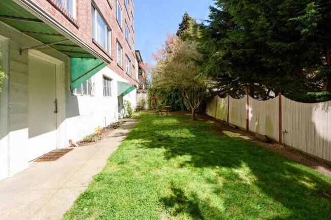 Foto del edificio - 1 bedroom in Seattle WA 98103