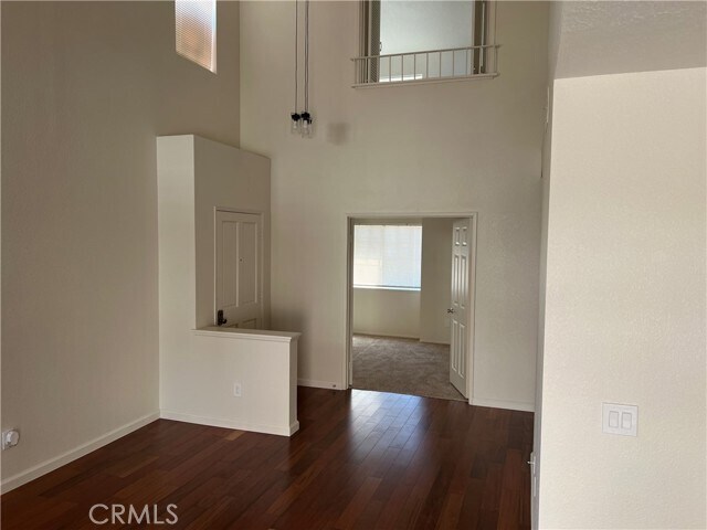 Building Photo - 1561 Corte Santana