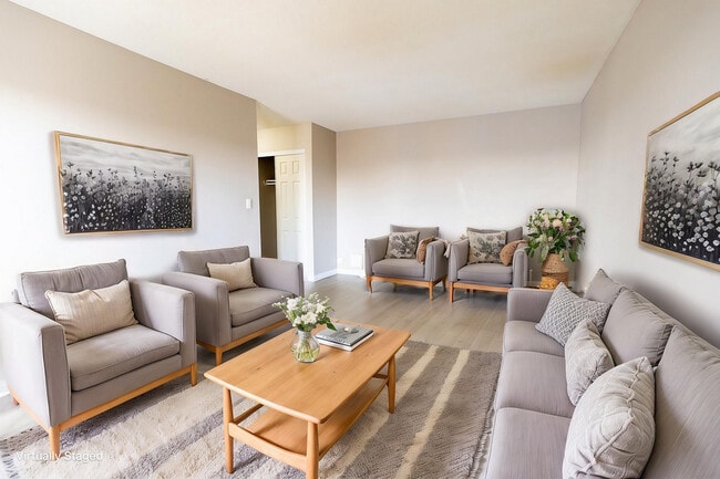 Photo du bâtiment - Huntsville Apartments