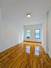 Building Photo - 301 E 103rd St
