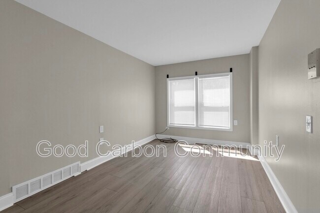 Foto del edificio - 1073 Grant St