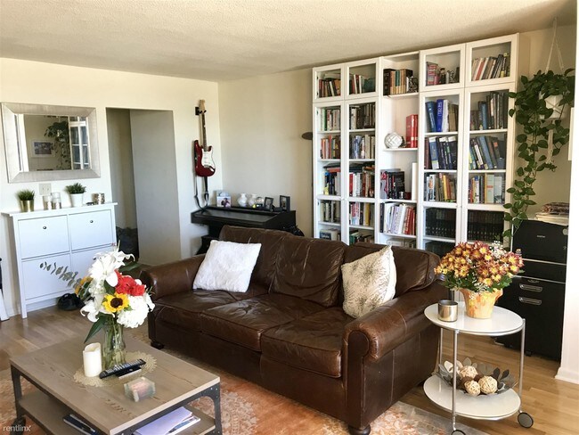 Foto del edificio - 1 br, 1 bath Apartment - New Haven Towers