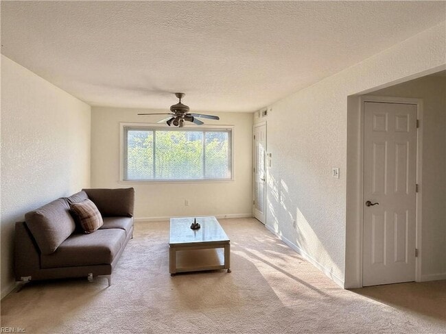 Building Photo - 500 Ocean Trace Arch