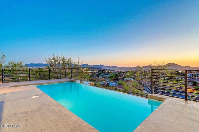 Foto del edificio - 4108 Metetuye Ln