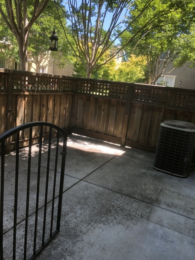 Building Photo - 6939 Santero Way