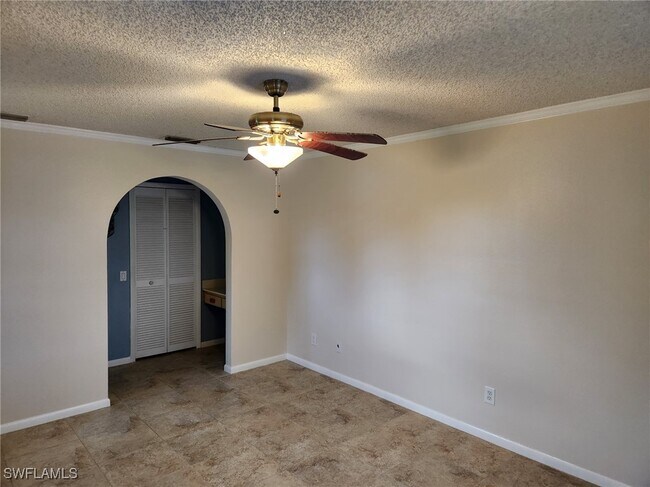 Foto del edificio - 1117 SW 13th St