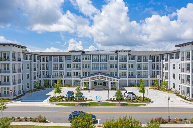 Foto del edificio - Overture Daniel Island 55+ Active Adult Apartment Homes