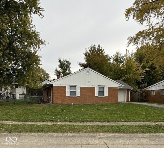 Building Photo - 3719 Celtic Dr