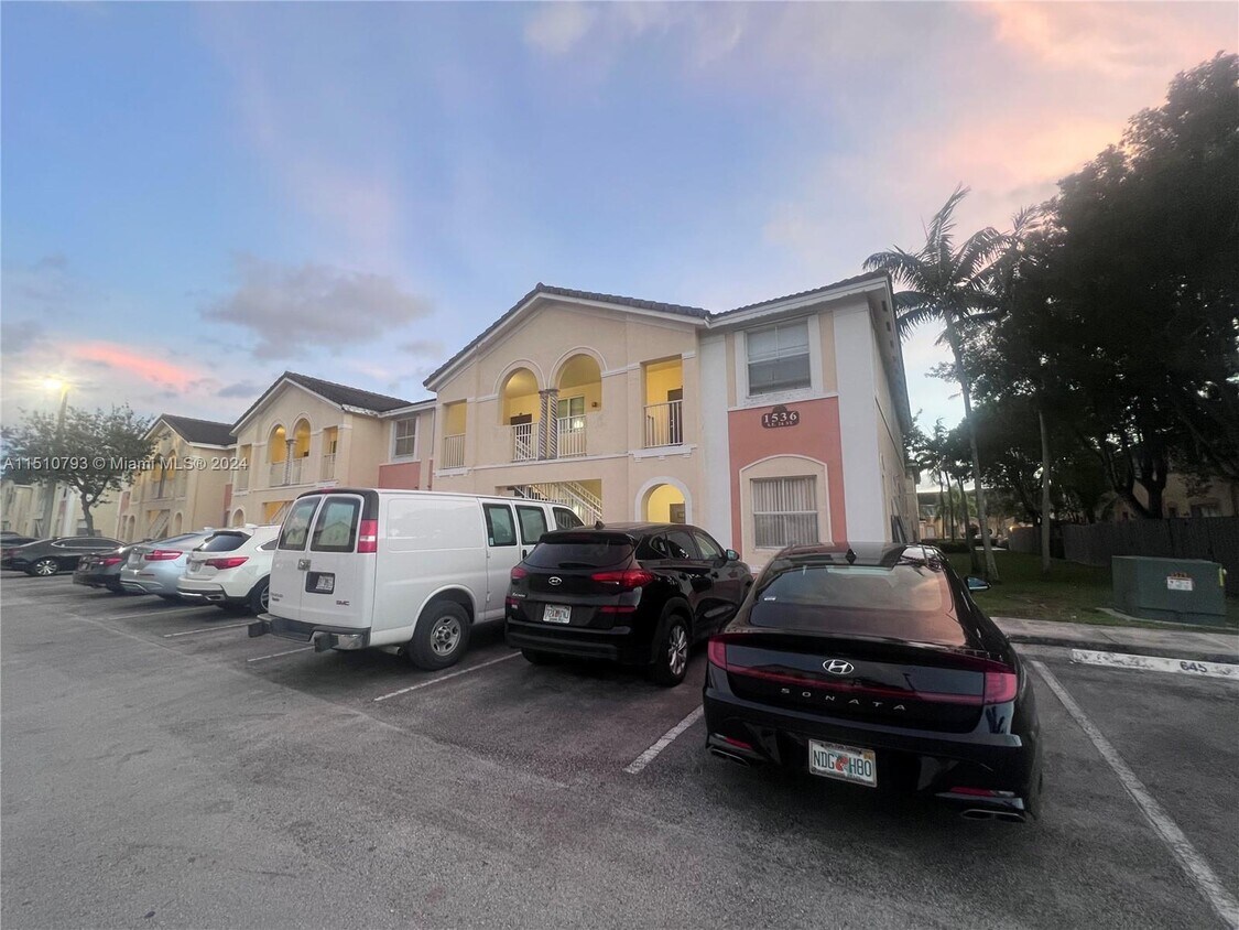 1536 SE 26th St Unit 100, Homestead, FL 33035 Condo for Rent in