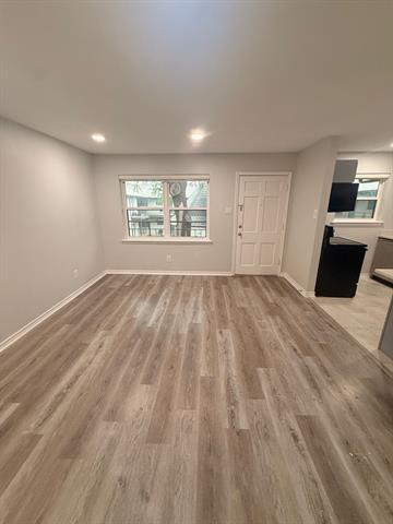 Foto del edificio - 3933 Inwood Rd