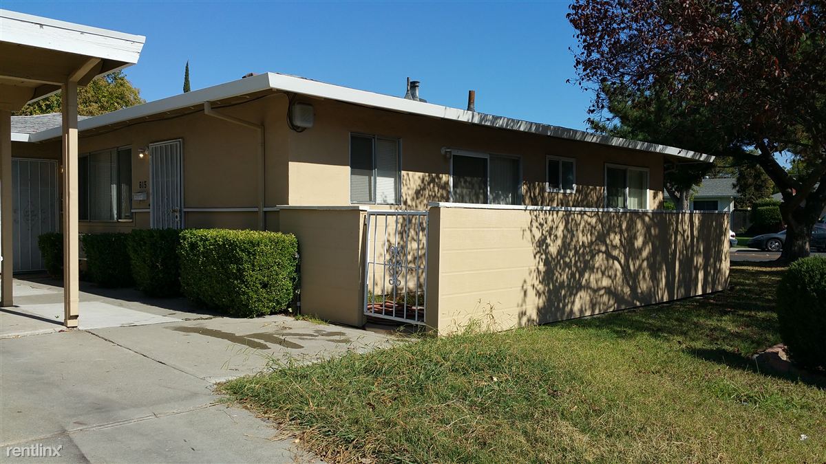 Primary Photo - 617 San Miguel Ave