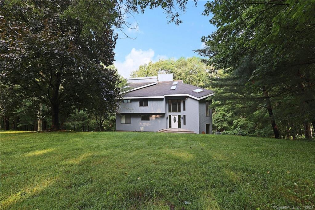Primary Photo - 6 Little River Ln