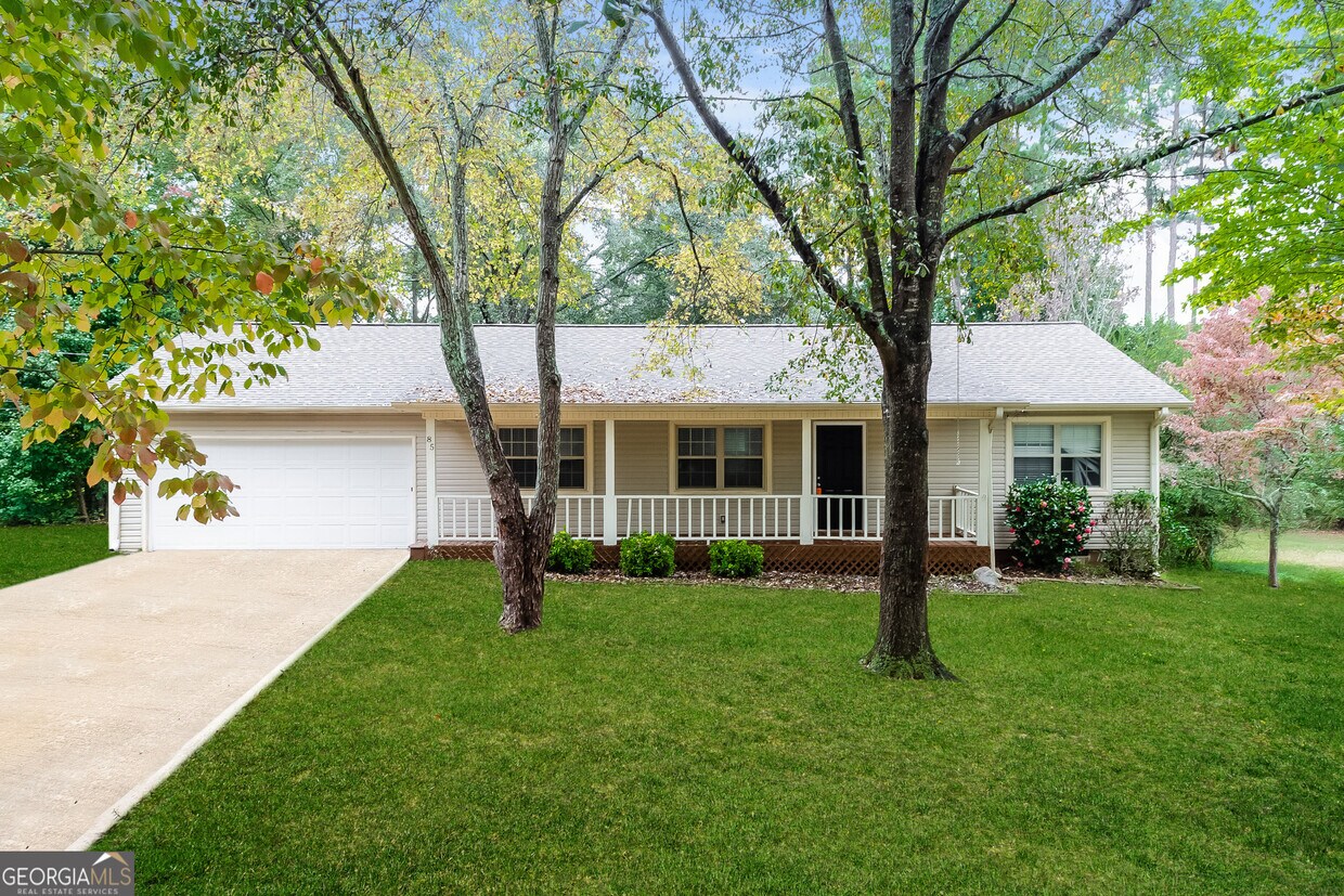 Primary Photo - 85 Highland Dr