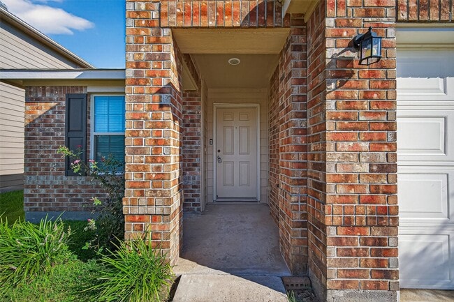 Building Photo - 1830 Cormorant Cres