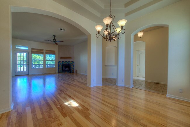 Foto del edificio - 260 Kensington Ln