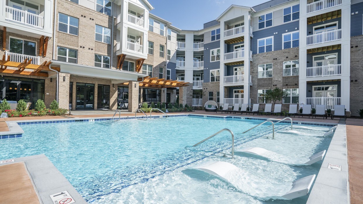 Blu On Farrington Apartments Chapel Hill Nc Apartments Com