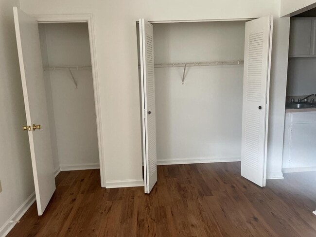 Building Photo - 98 Andrea Dr