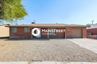 Building Photo - 3619 N 48th Ave