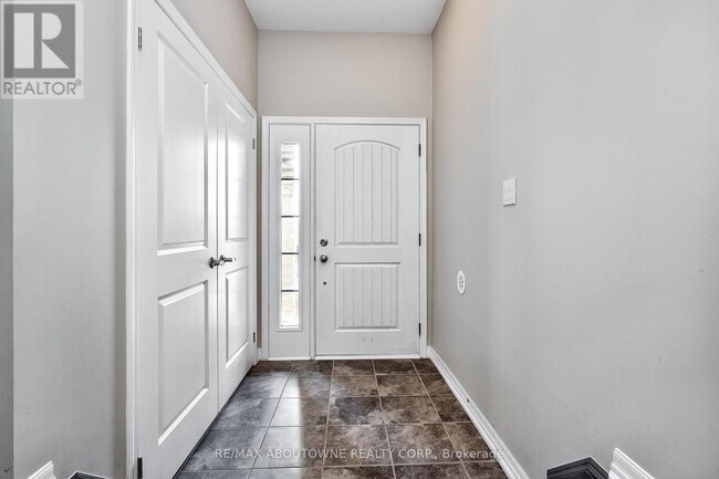 Photo du bâtiment - 3002 Preserve Dr