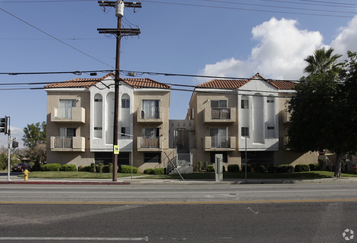 Foto del edificio - 7020 Coldwater Canyon Ave