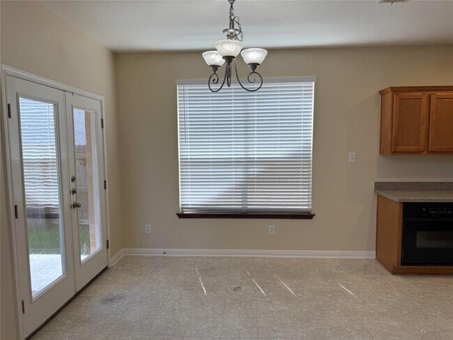 Building Photo - 1511 Homewood Cir