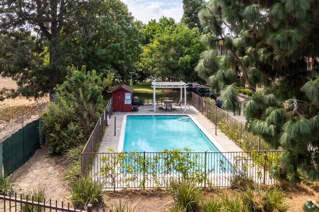 Piscina secundaria - Harbor Verde Apartments