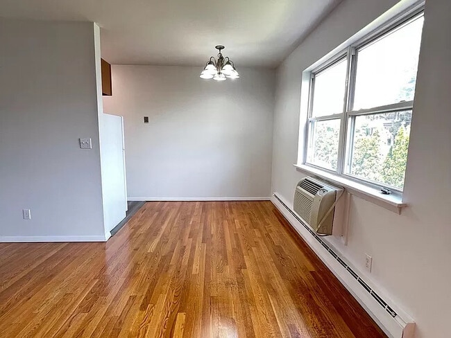 Building Photo - 333 Passaic St