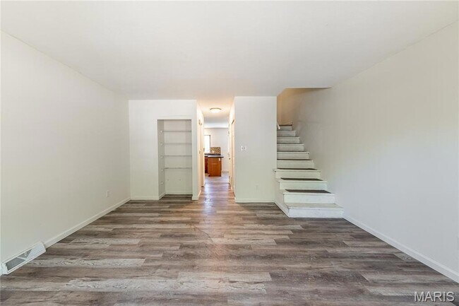 Foto del edificio - 3025 Pembroke Ln