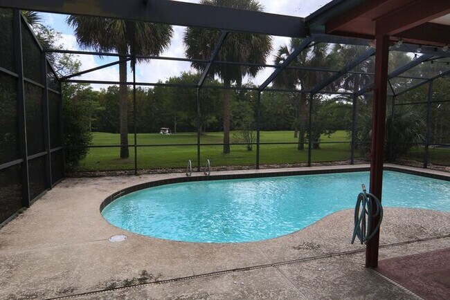 Foto del edificio - GREAT 3/2 Pool Home In Wonderful Winter Pa...