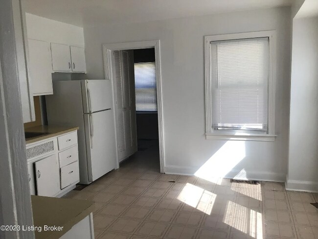 Foto del edificio - 323 N 38th St