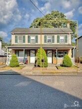 Building Photo - 287 Raritan St