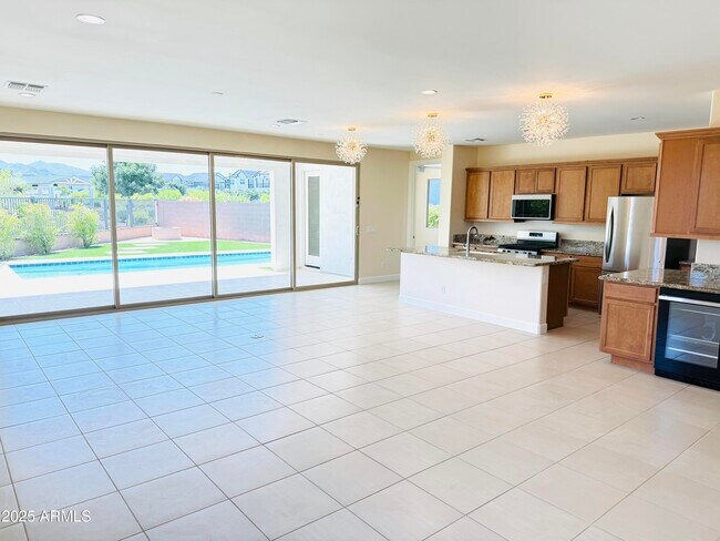 Foto del edificio - 11320 N Northfield St