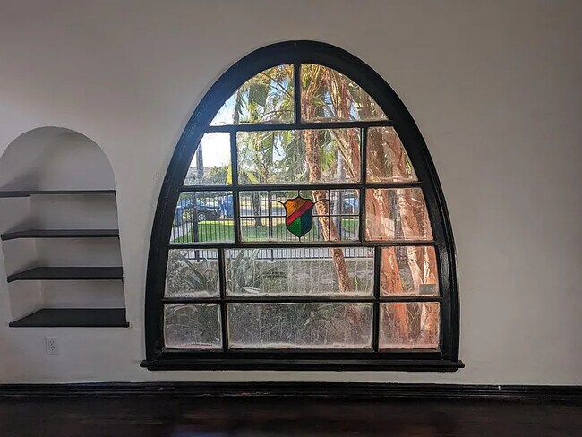 Foto del edificio - 1264 Browning Blvd