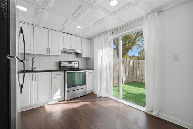 Foto del edificio - 3907 NW 76th Terrace