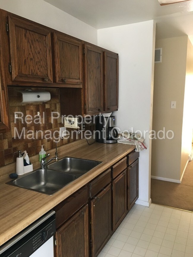 Building Photo - 2682 S Quintero Way