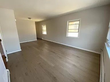 Building Photo - Beautiful home
