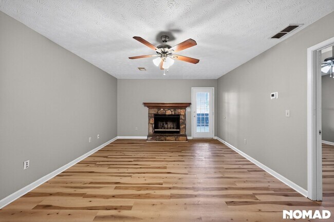 Foto del edificio - 2112 Fairway Ct SE