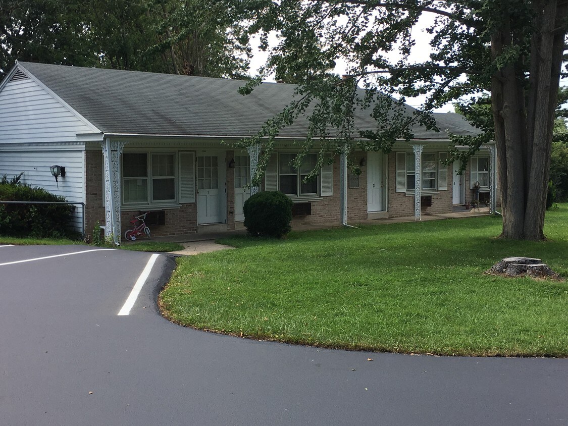 Building 1, 4 units - 2631 Kimberly Rd
