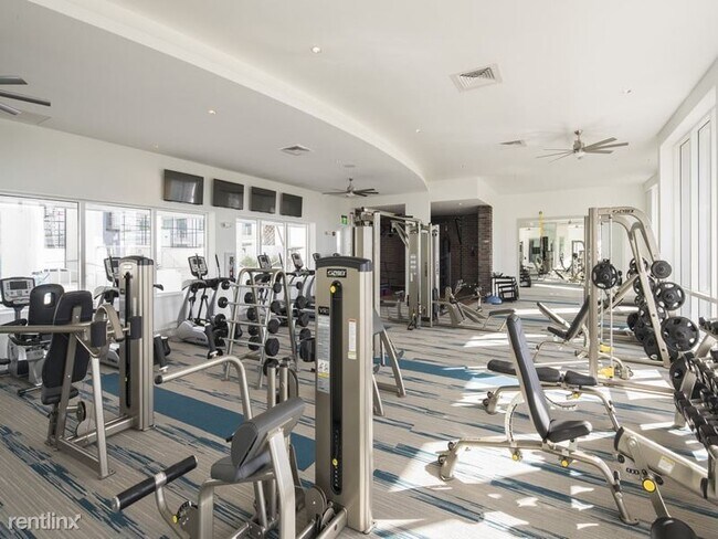 Foto del edificio - 120 SW 13th St