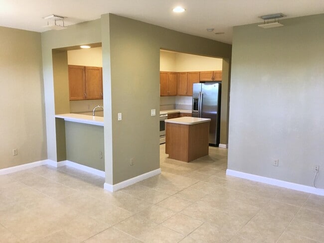 Building Photo - 850 Millbrae Ct